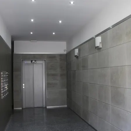 Nuevo Apartamento De Lujo En El Centro De Appartamento Valenza